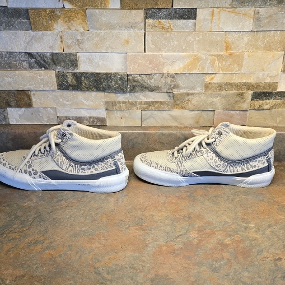 Sperry Women's Gray and White Sneakers - Picture 2 of 6